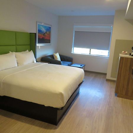 Wyndham Garden College Station Hotell Exteriör bild